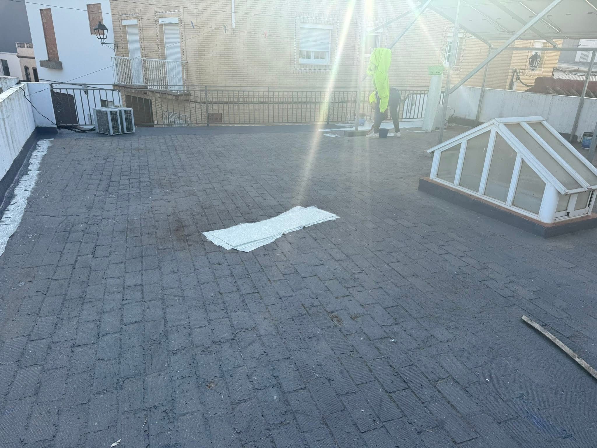 Impermeabilización con caucho y filtro antes (2)